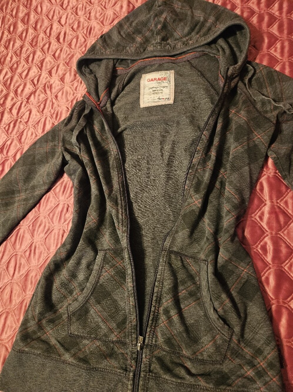 *broken zipper* 2000s Garage grey and pink hoodie - Picture 4 of 5